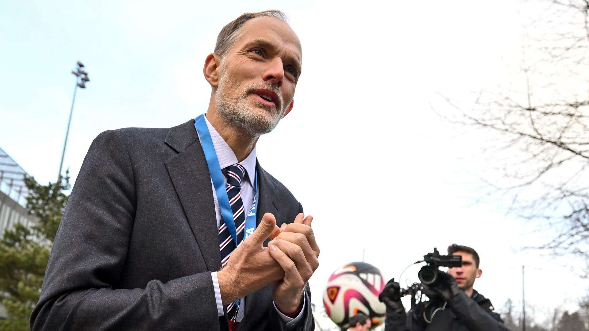 开场36秒破门，圣地亚哥-希门尼斯打入本赛季欧冠最快进球.