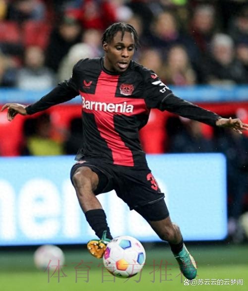 意媒:皇马边路引援首选戴维斯 备选目标弗林蓬 意媒:皇马边路引援首选戴维斯 备选目标弗林蓬